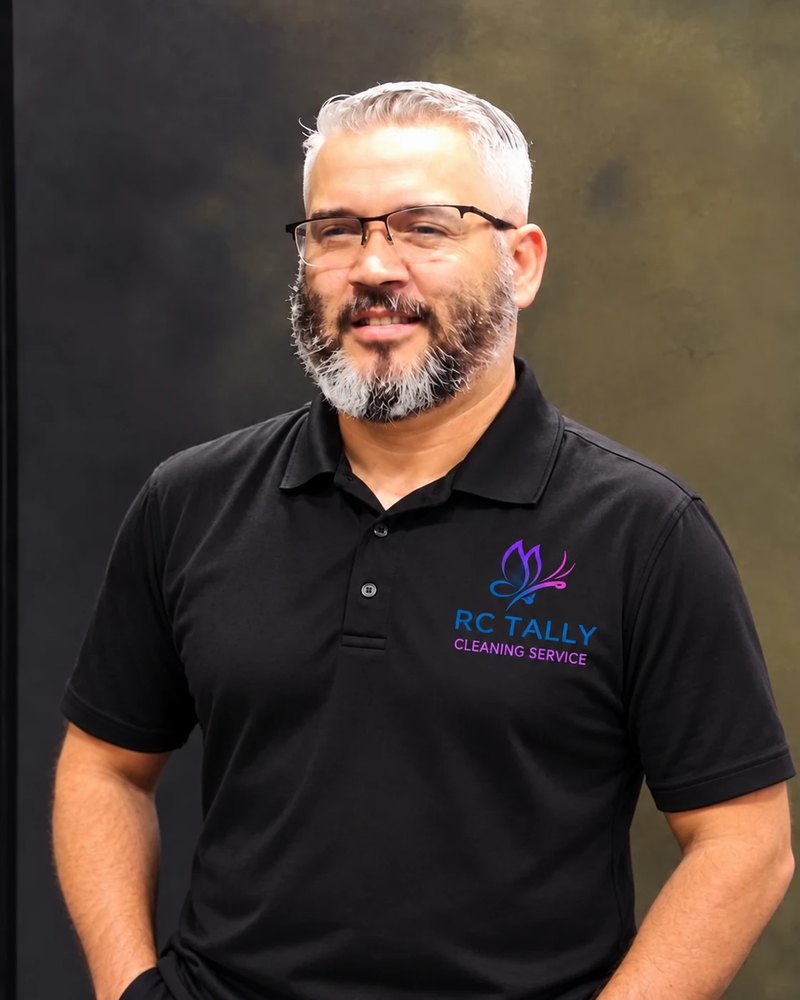 Johnny A. Rodríguez, founder of RC Tally Cleaning Service